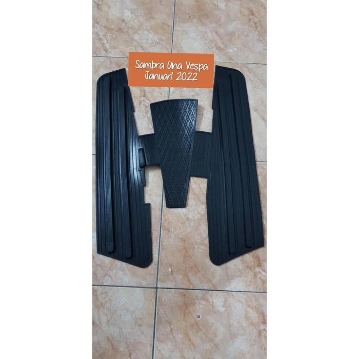 Karpet Lantai Dek Floor mat Sambung Langsung Vespa PTS 90 100 Special