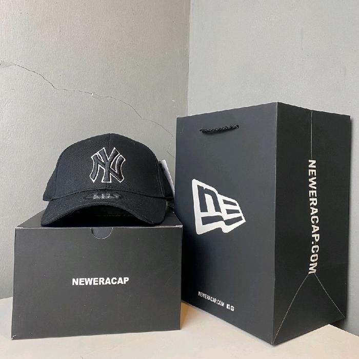 Topi Baseball MLB Cap New Era Logo NY Bordir Hitam List Putih Topi New Era Logo New York List Putih