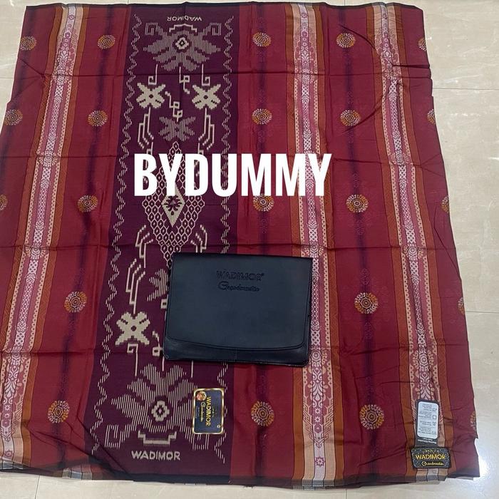 ￼Sarung Wadimor Grandmaster kemasan dompet grosir murah warna merah kode MK timbul jacquard kembang 