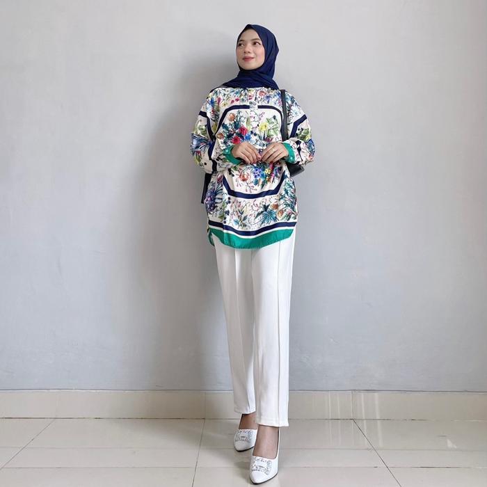 Kemeja Vintage Motif Bunga