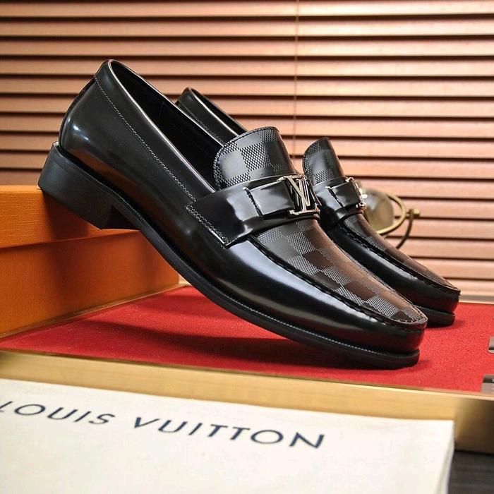 SEPATU PANTOFEL PRIA LV2422 BRANDED MIRROR