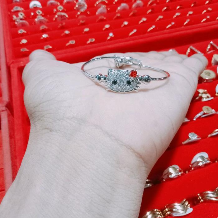 Gelang Keroncong Anak Perempuan Usia 2,5-8 Tahun Bisa Dibesar Kecilkan Motif Hello Kitty Bahan Titan