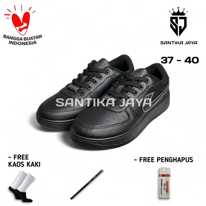 Sepatu new era FORCE ONE FULL BLACK (L)  cocok untuk sekolah sol karet ukuran 37 - 40 dengan kaos ka