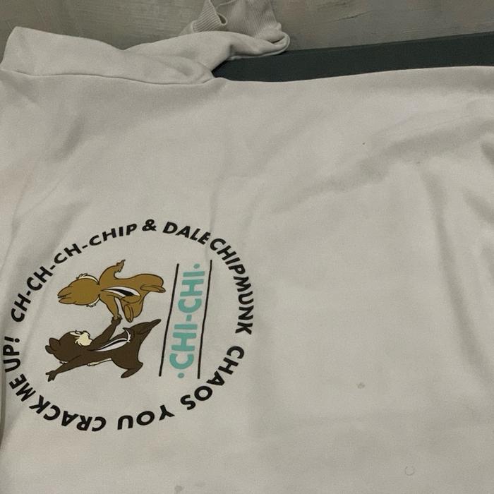 Sweater d1sneyxchipmvnk chip-chip