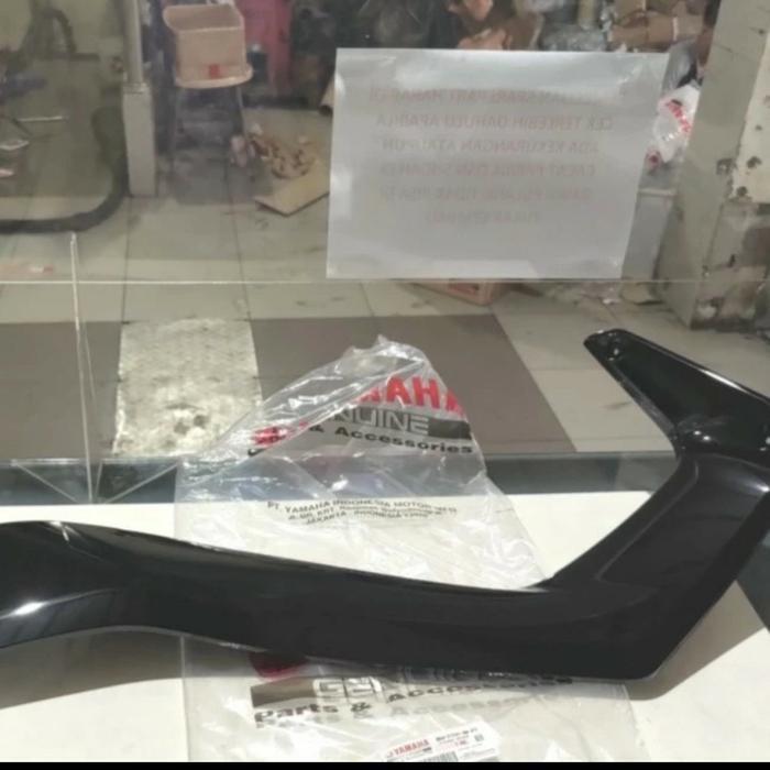 Cover Side detal box Kanan Hitam New Nmax 2020 Ori YGP B6H-F1741-00-P3