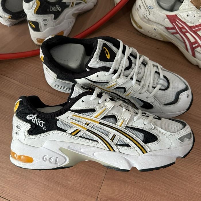 Asics gel kayano 5 white spesial edition original murah - sneakers second market