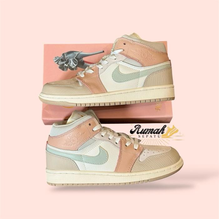 Air Jordan 1 Mid Milan Sneakers