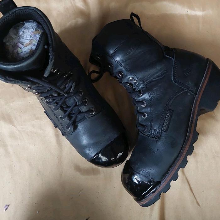 Wolverine Buckeye 8" Safety toe Logger Boots