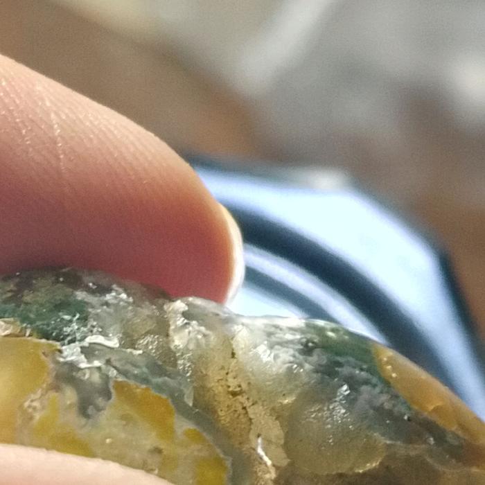 Batu Combong Tudung Bawuk Otentik bukan hasil bor, material pancawarna garut