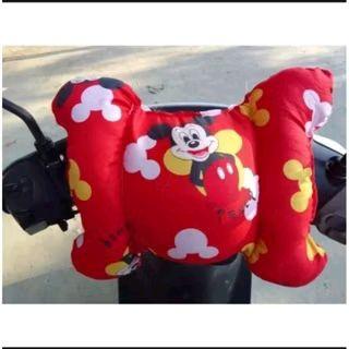 Bantal stang motor pelindung anak / bantal pelindung
