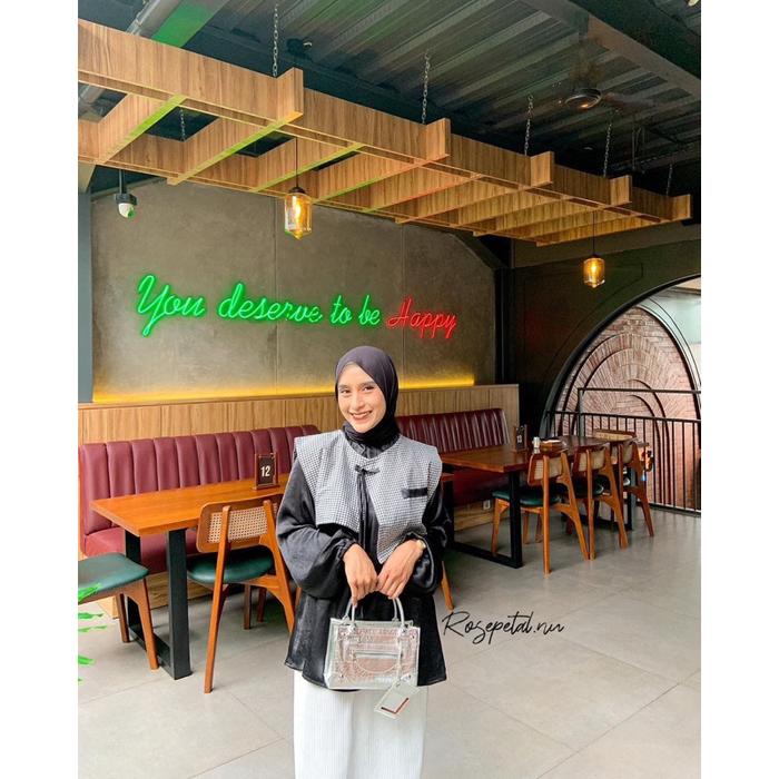 ALIYA CANDY'S Rompi kotak / vest cube asimetric / asymmetric vest / rompi tali korea blazer crop kot