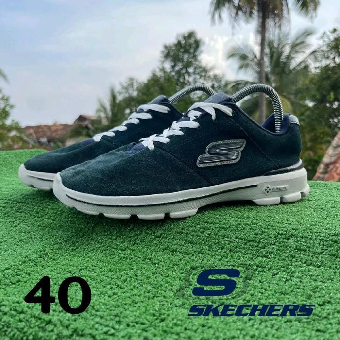 Sepatu Skechers Go Walk 3