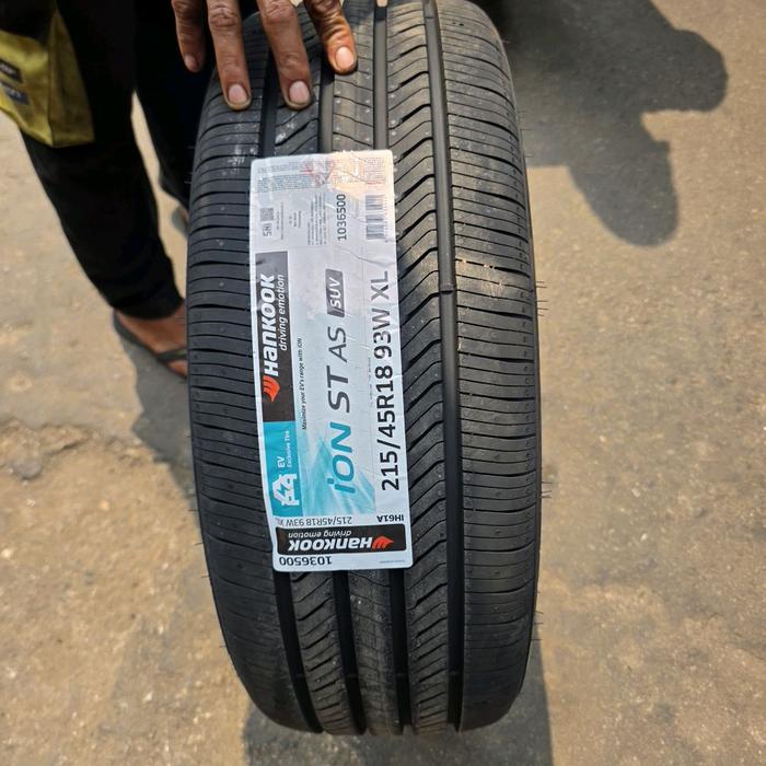 Ban Mobil Hankook 215 45 18 Ion ST AS SUV