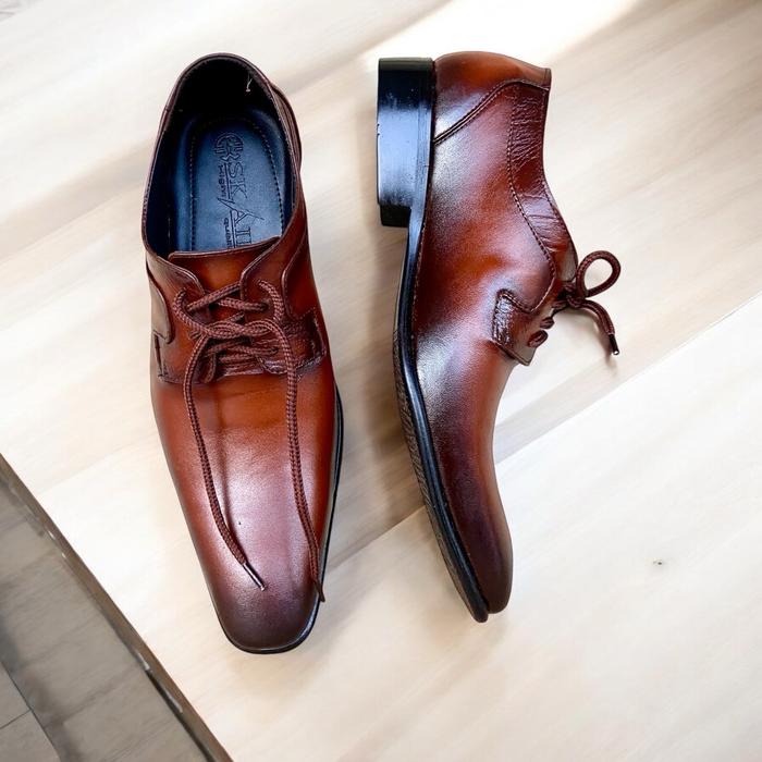 SKAID Sepatu Pantofel Kulit Tali Pria Spesial Bisnis Dan Pesta Pernikhan Ujung Lancip Sol Fiber Kuat
