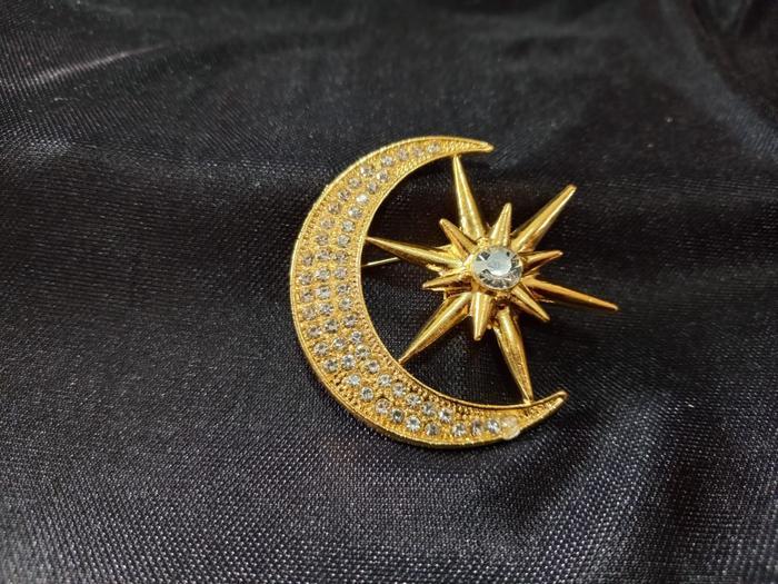 Bros Melayu bulan bintang, Bros peci melayu bulan bintang, pin melayu - Gold