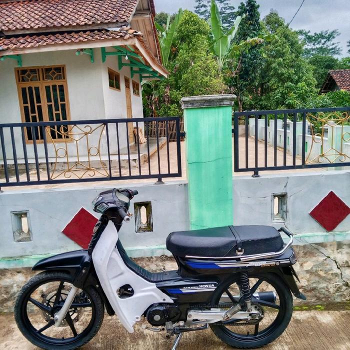 jok motor custom honda grand