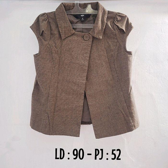 Brown Vest "MOSSIMO" / Baju Rompi Kotak - kotak Coklat Size S (Preloved / Bekas)