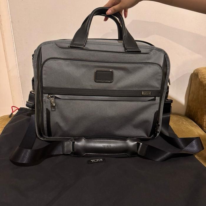 Tumi Alpha X Organizer Brief Bag - BRAND NEW WITH TAG ORIGINAL HAND-CARRY FROM USA (incl. Dust Bag)