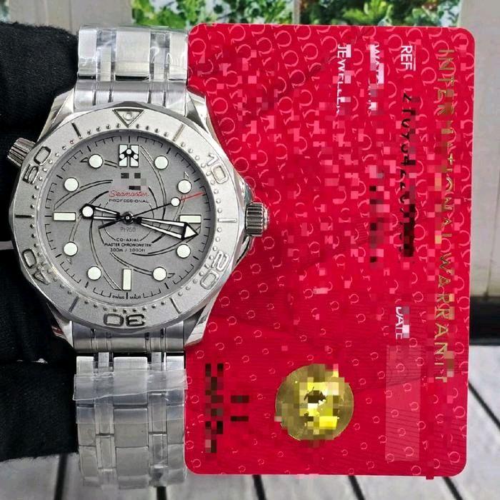Jam Tangan Luxury no.1 Omega Seamaster Diver Aston Martin Neiman Marcus SS Brecelet Edition Titanium