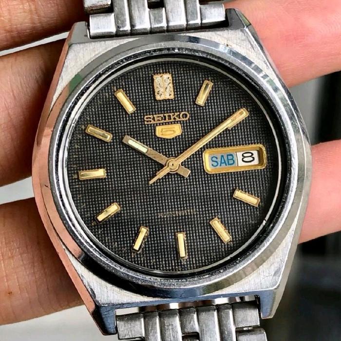 Seiko 5 Automatic 7009-876A Black Waffle Dial