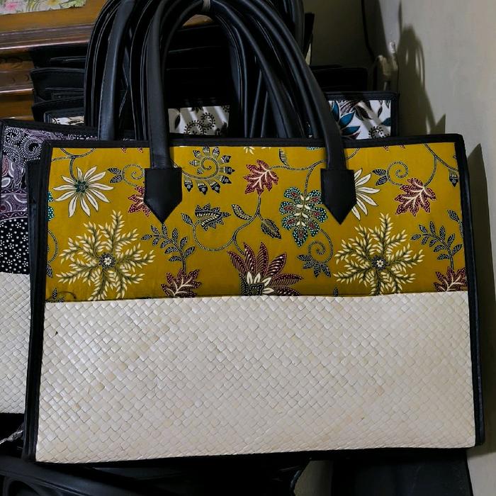Tas Pandan Map Batik Souvenir Tahlilan Pengajian dengan Desain Eksklusif Kualitas Terbaik untuk Wani