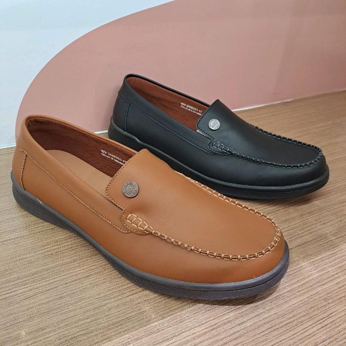 Watchout Sepatu Casual Pria Watchout Kasual Shoes Bahan Sintetis Sol Thermalplastik Karet Ukuran 39-