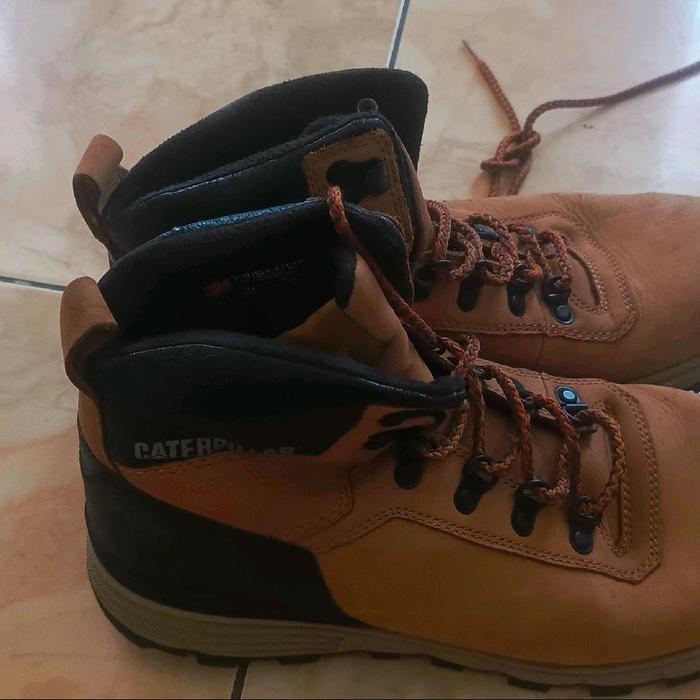 Sepatu CATERPILLAR Original Second