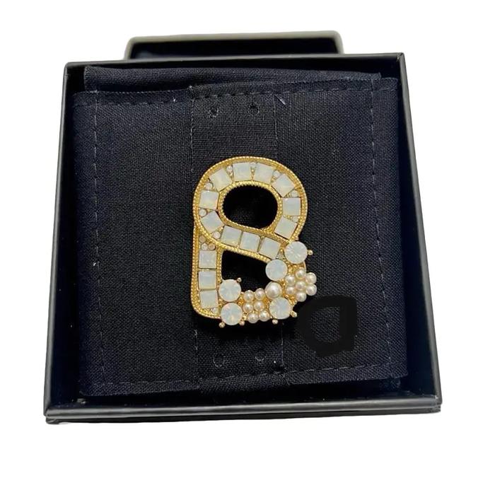 Brooch button scraves original