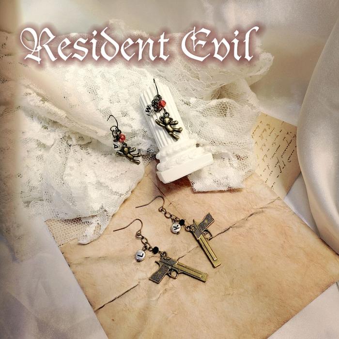 by vangelgleam "Resident Evil" inspired Ada Wong Leon Kennedy vintage bronze earrings