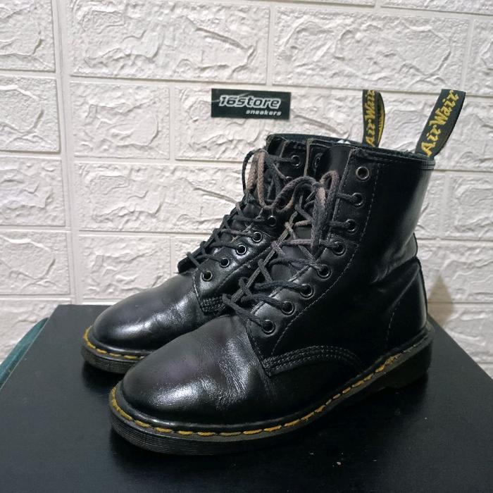 DR. MARTENS  ENGLAND ORIGINAL SECOND