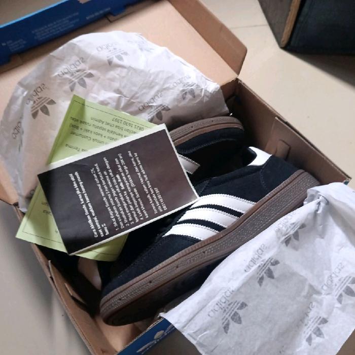 Adidas special black white casual