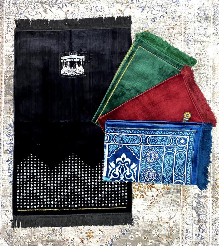 SAJADAH EXCLUSIVE YAKAR KISWA /PINTU KABAH /HAJAR ASWAD /KABAH /MAKAM IBRAHIM /GHALAF KABAH 70X110 B