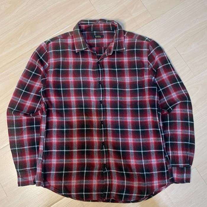 VON DUTCH FLANEL SHIRT KEREN