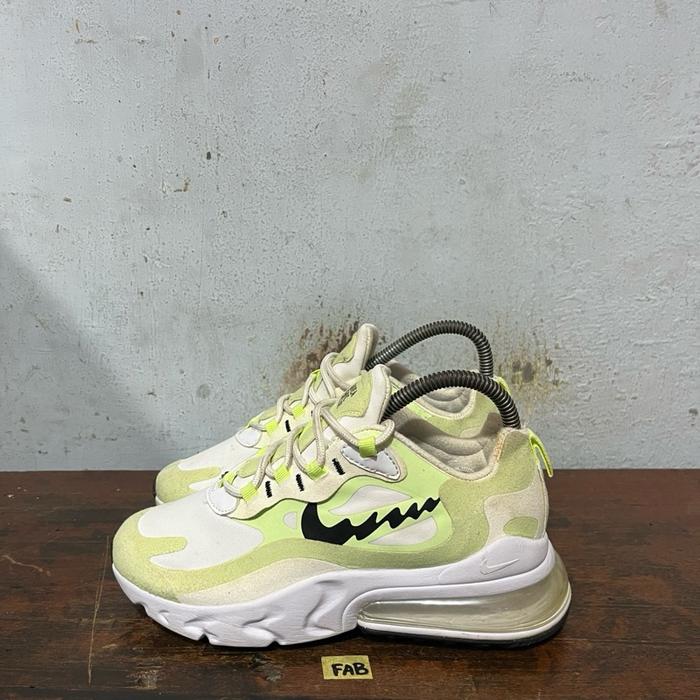 Sepatu second ori nike am 270 react in my feels size 36