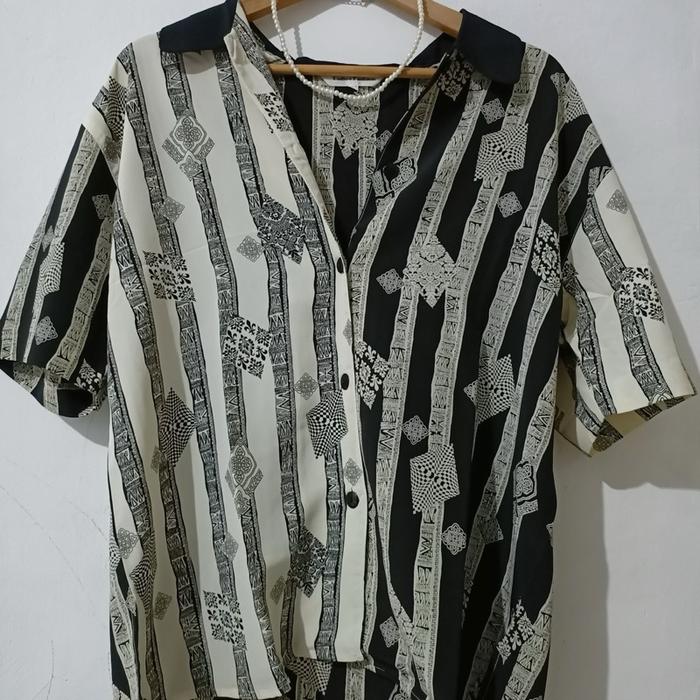 Kemeja vintage preloved babe