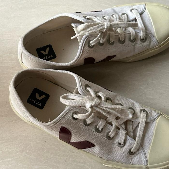 Sepatu Veja Wata Rare ( not vans , adidas , visvim, converse, new balance