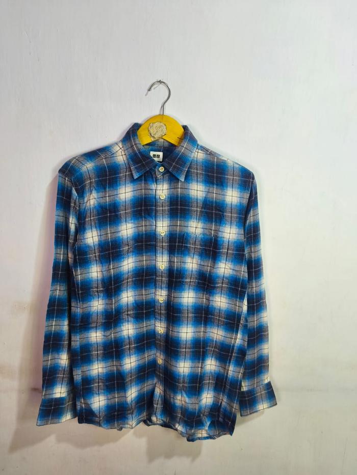 Kemeja Uniqlo Veterano Original