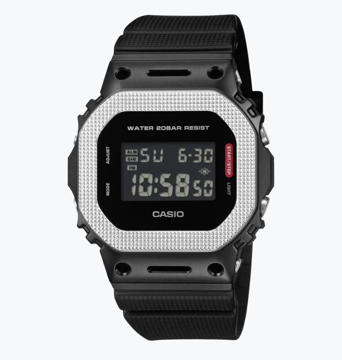 Casio gshock GM 5600BM-1 / GM-5600BM-1