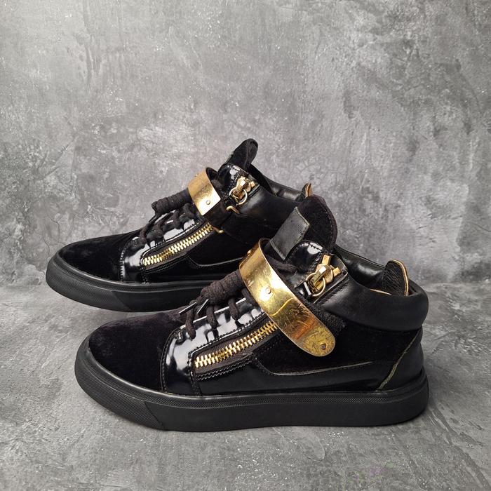Giuseppe Zanotti Mid top sneakers Black