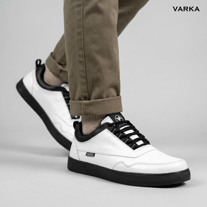 Sepatu Sneakers Pria V 1984 Brand Varka Warna Putih
