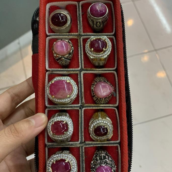 Batu permata ruby madagaskar