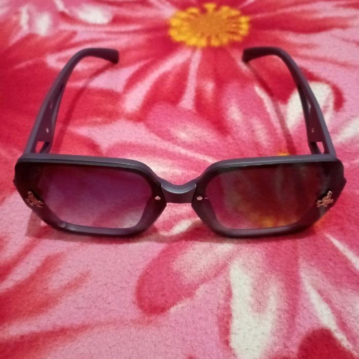 Kacamata Sunglasses Prada 23017
