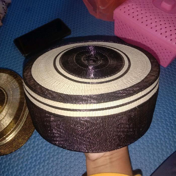 songko khas bugis,peci orang bugis,songko hitam,songko tembaga