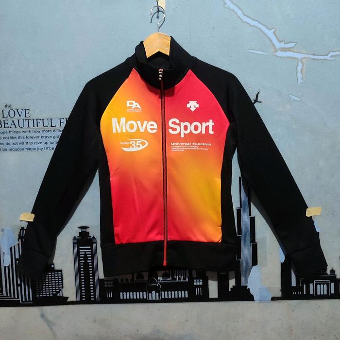 Jaket sport casual tracktop DESCENTE