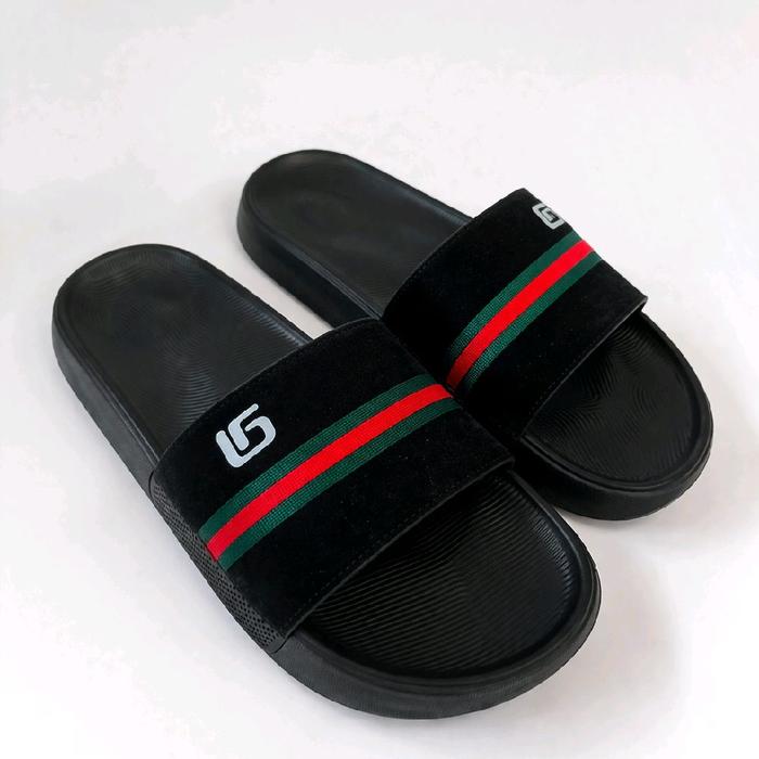 Sandal Sandal Selop Slip On Casual Pria Wanita Slide Hitam LeeGonen