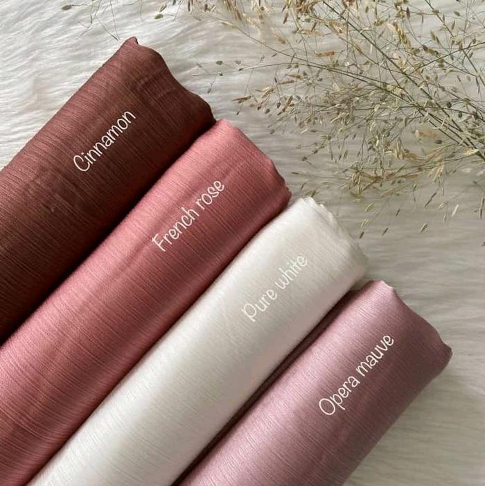 NOORA hijab,  pashmina satin silk scarf, pashmina silk lebih praktis dan nyaman untuk sehari hari, s