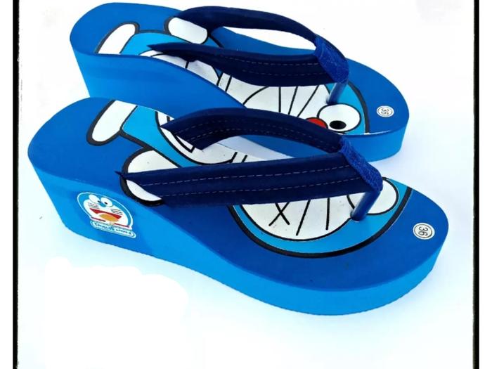 Sandal Jepit Wedges Wanita Doraemon Terbaru