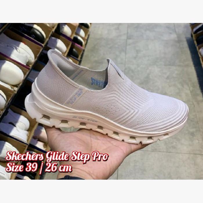 SEPATU / SHOES SKECHERS GLIDE STEP PRO