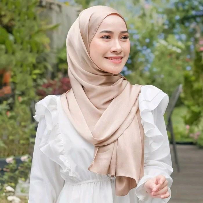 Pasmina Cardenza Silk Armani Import/  Cardenza Import - Linen Kerudung Muslim Syal Pashmina Panjang 