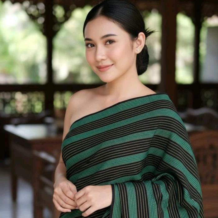 Anisa shop-Kain batik Lurik Surjan Habibie hijau-ukuran 200*110 cm-Asli tenun-bahan 100% benang cott